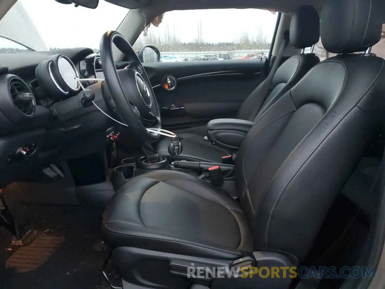 7 fotografías del automóvil dañado WMWXP5C56K2H31201 MINI COOPER 2019