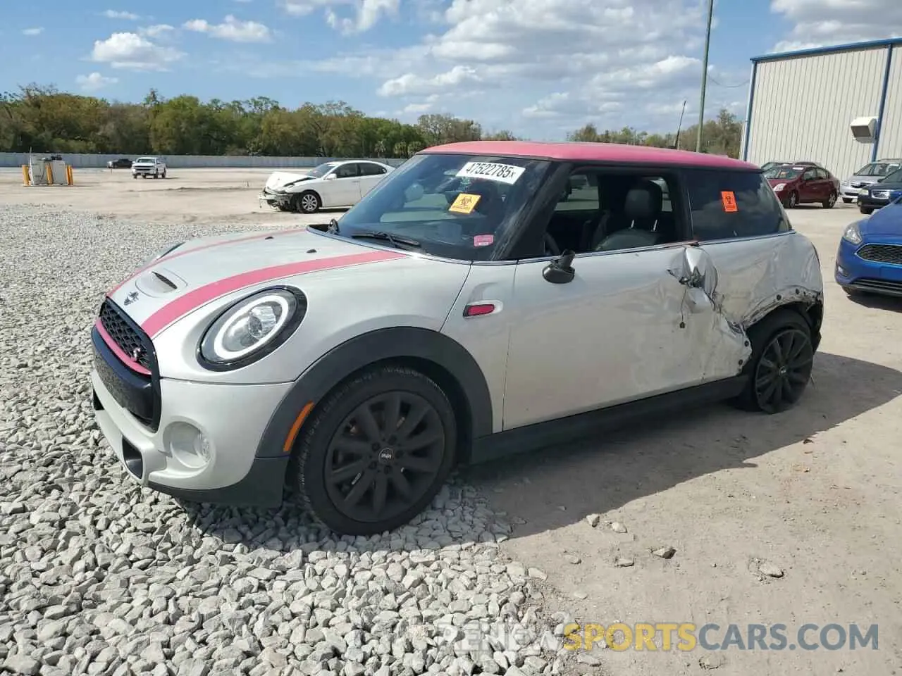 1 fotografías del automóvil dañado WMWXP7C51K2A52402 MINI COOPER 2019