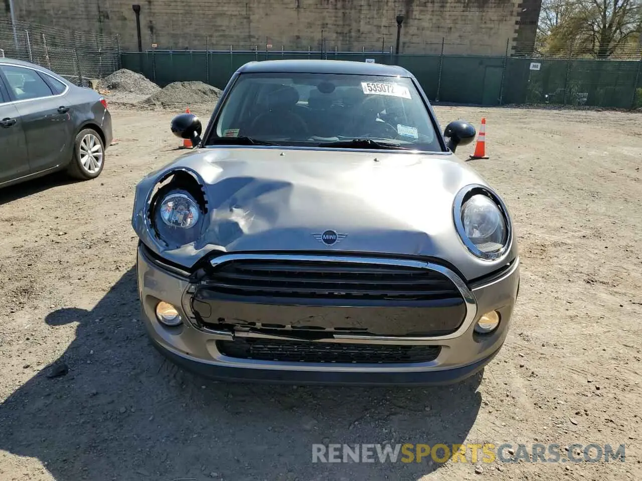 5 fotografías del automóvil dañado WMWXU1C52K2J02579 MINI COOPER 2019