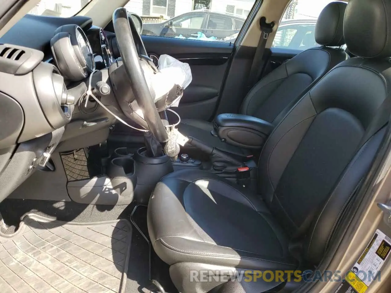 7 fotografías del automóvil dañado WMWXU1C52K2J02579 MINI COOPER 2019
