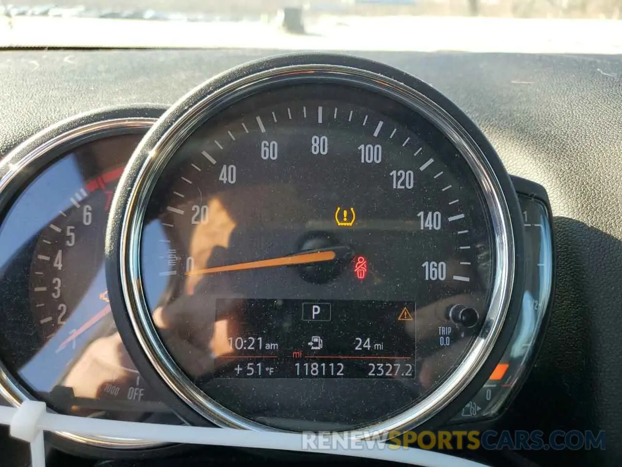 9 fotografías del automóvil dañado WMZYS7C54K3F44714 MINI COOPER 2019