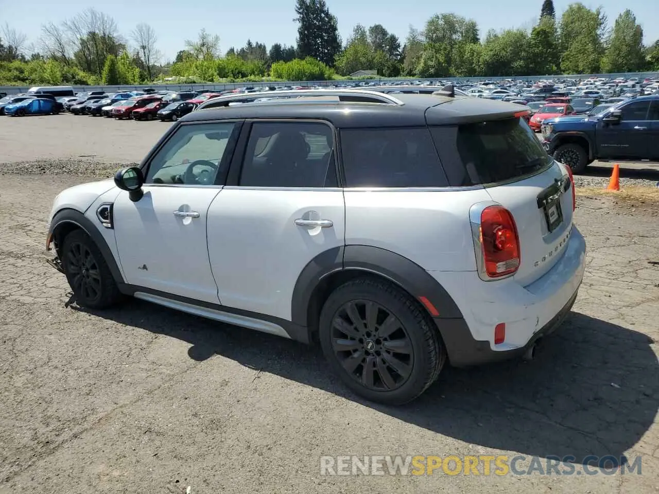 2 fotografías del automóvil dañado WMZYT5C54K3E63732 MINI COOPER 2019