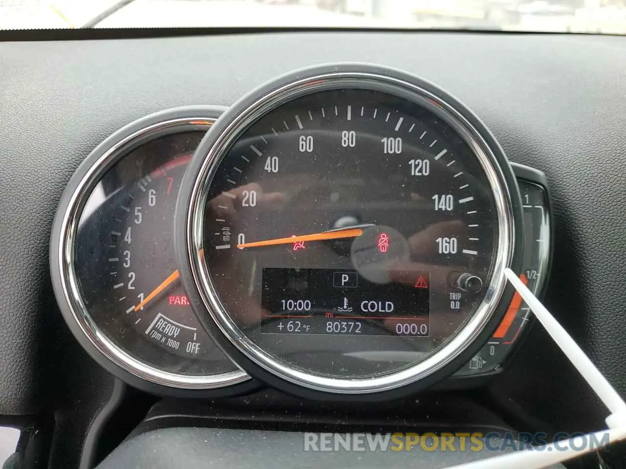 9 fotografías del automóvil dañado WMZYV5C53K3F57806 MINI COOPER 2019