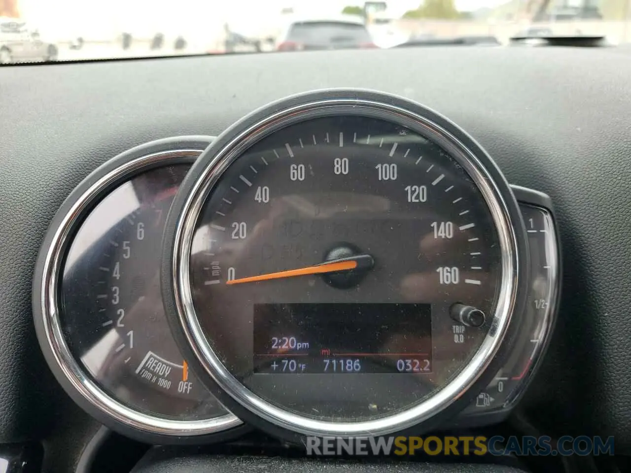 9 fotografías del automóvil dañado WMZYV5C56K3E82468 MINI COOPER 2019