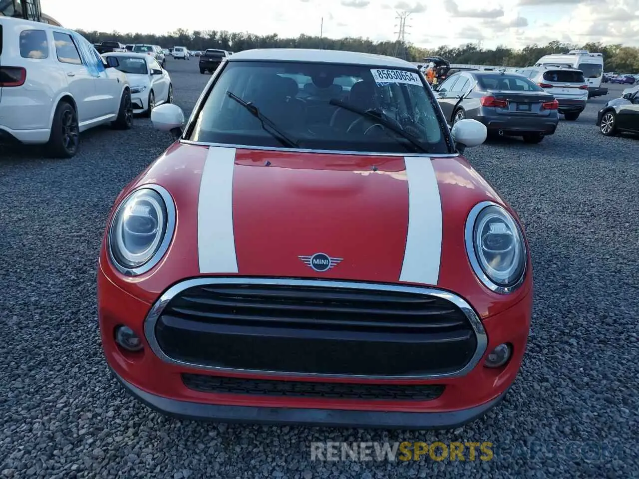 5 fotografías del automóvil dañado WMWXR3C05L2M81113 MINI COOPER 2020