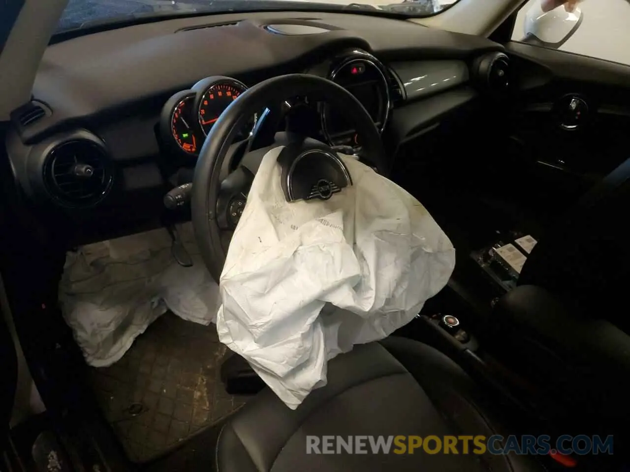 8 fotografías del automóvil dañado WMWXR3C08L2M15462 MINI COOPER 2020