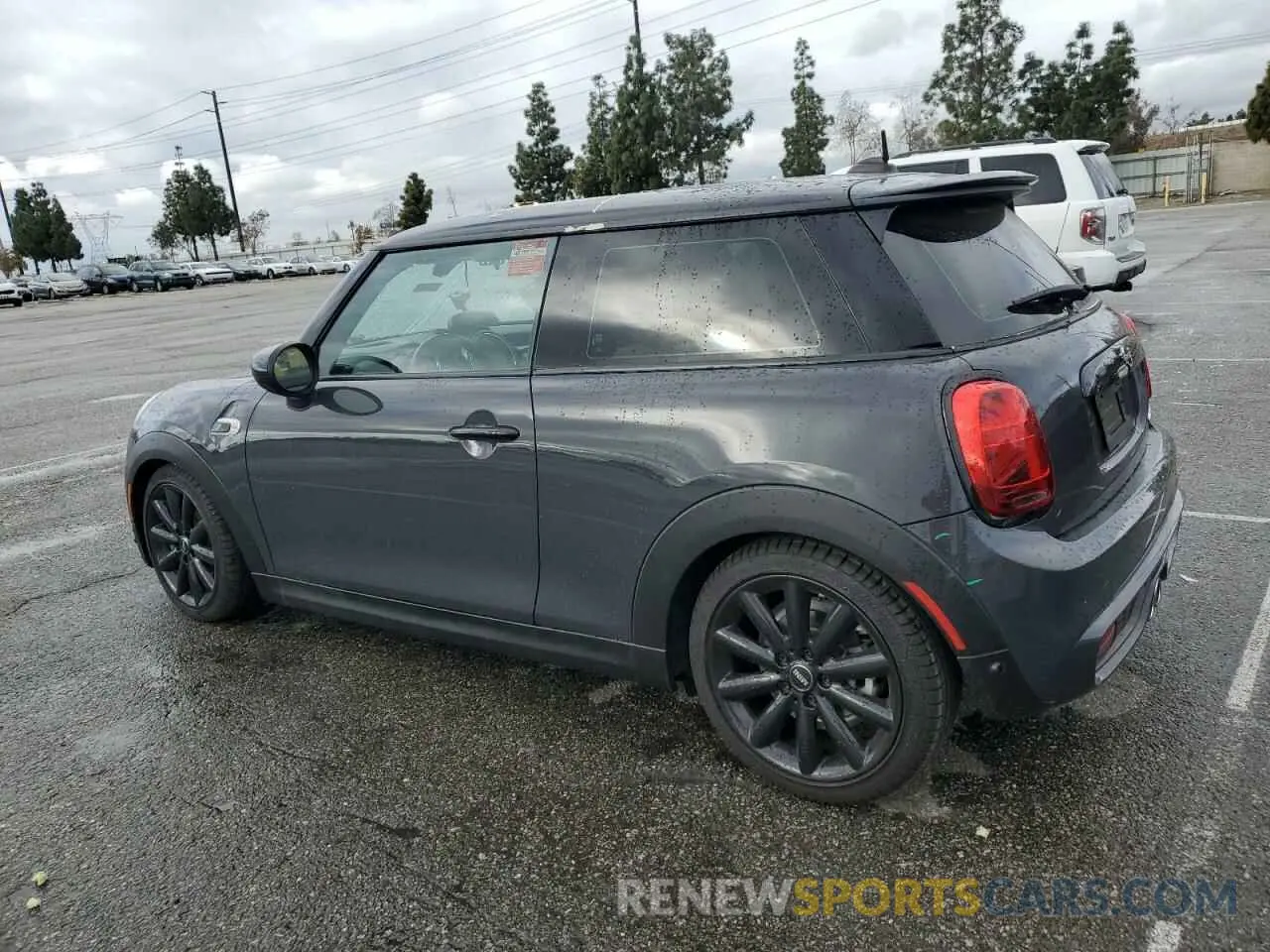 2 fotografías del automóvil dañado WMWXR5C08L2L56392 MINI COOPER 2020