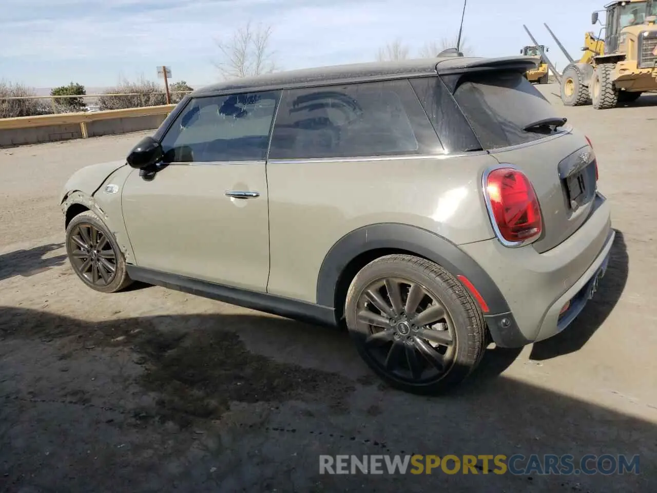 2 fotografías del automóvil dañado WMWXR5C0XL2M76663 MINI COOPER 2020