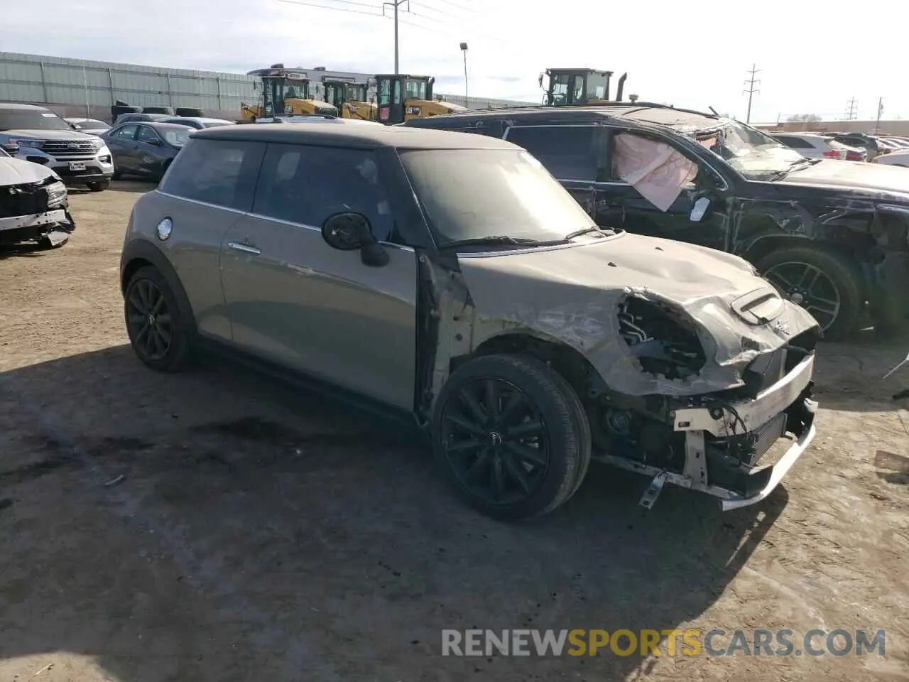 4 fotografías del automóvil dañado WMWXR5C0XL2M76663 MINI COOPER 2020