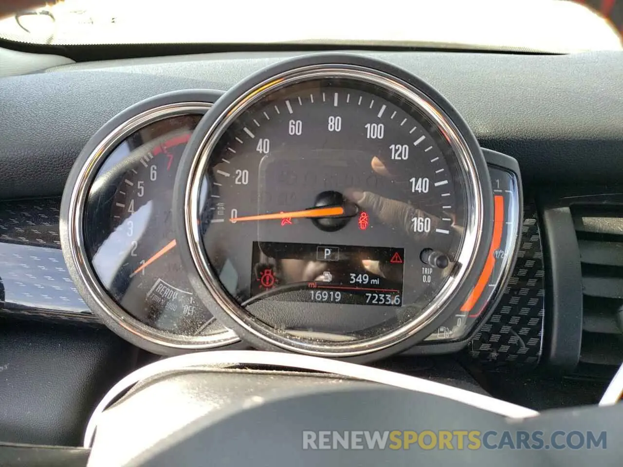 9 fotografías del automóvil dañado WMWXR5C0XL2M76663 MINI COOPER 2020