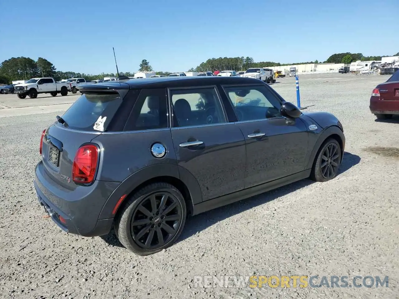 3 fotografías del automóvil dañado WMWXU9C02L2M29164 MINI COOPER 2020