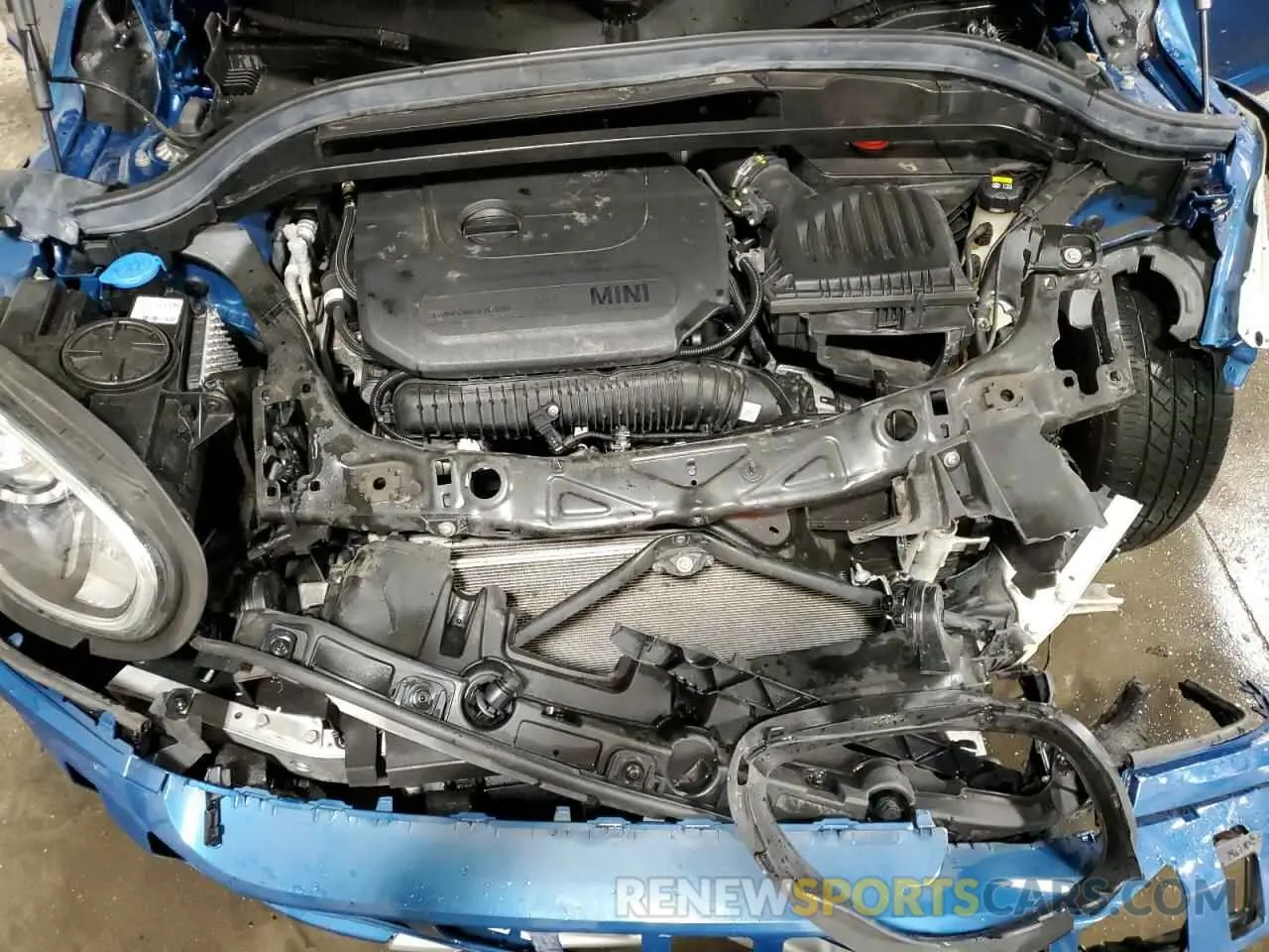 11 fotografías del automóvil dañado WMZYX1C03L3L58471 MINI COOPER 2020