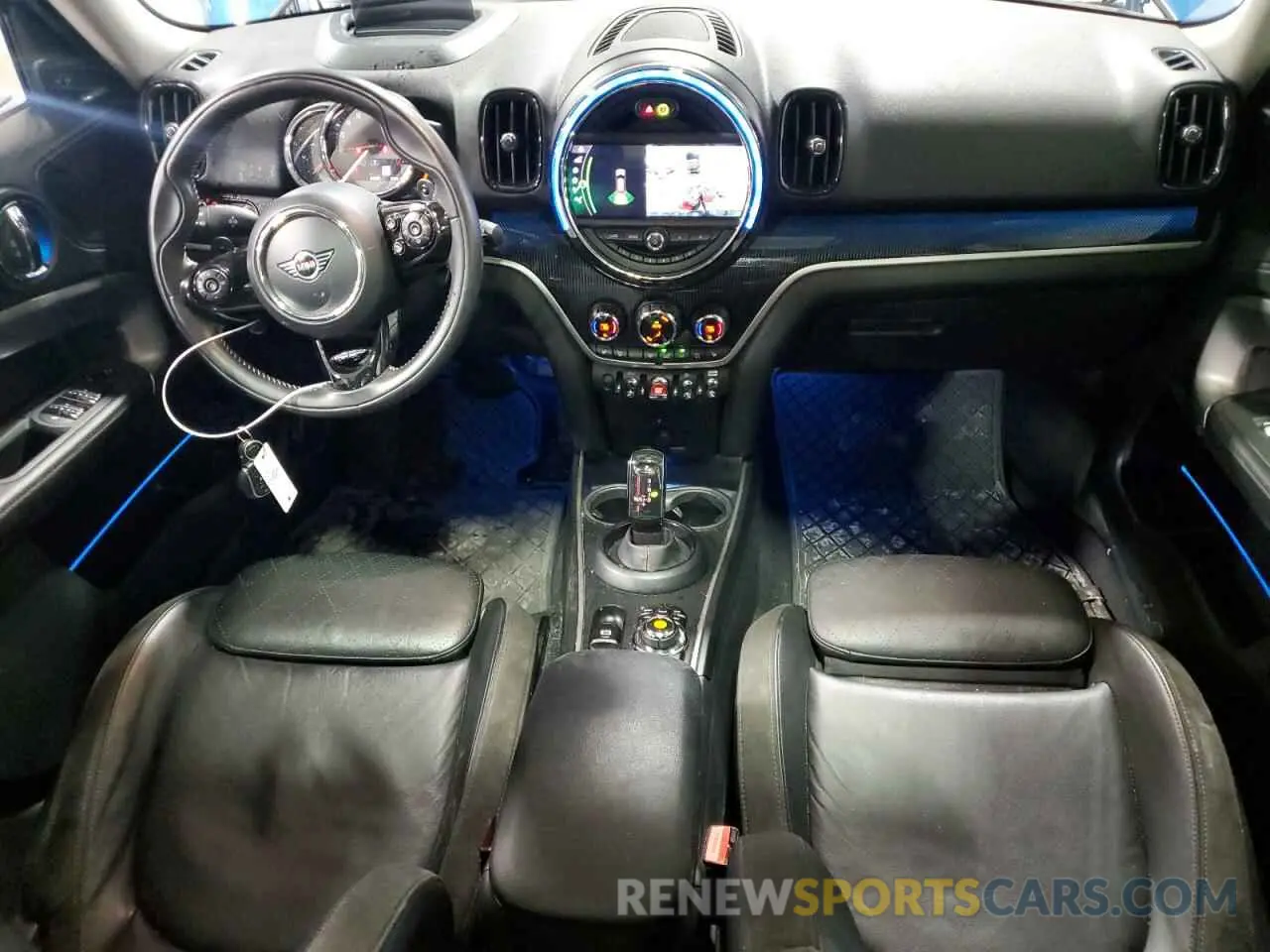 8 fotografías del automóvil dañado WMZYX1C03L3L58471 MINI COOPER 2020
