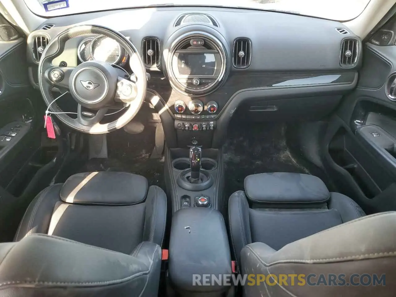 8 fotografías del automóvil dañado WMZYX1C05L3L34382 MINI COOPER 2020