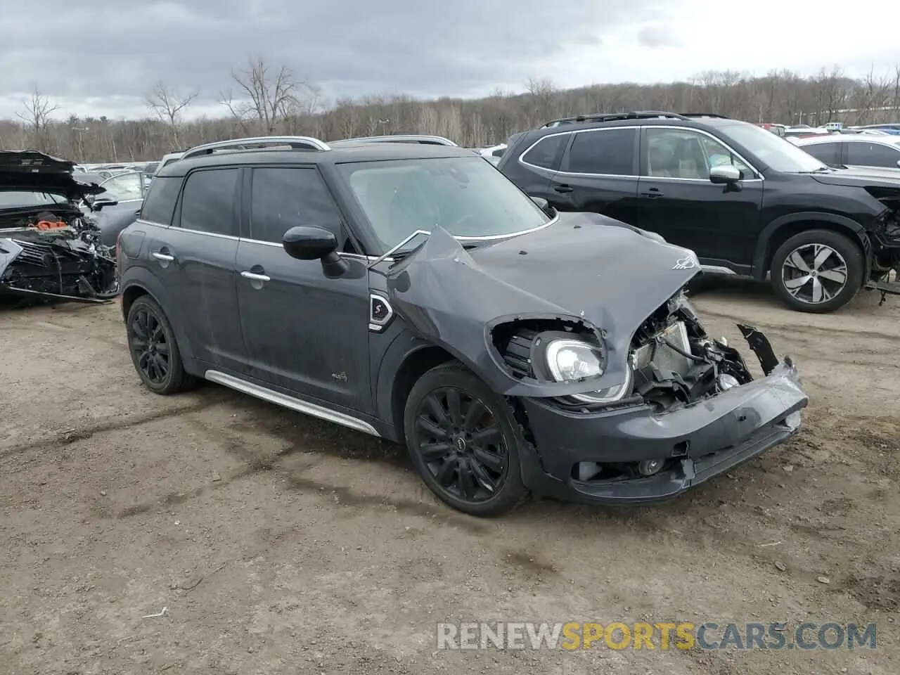 4 fotografías del automóvil dañado WMZYX1C09L3L66767 MINI COOPER 2020