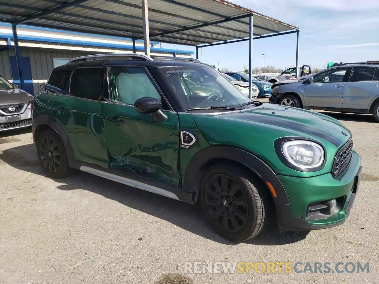 4 fotografías del automóvil dañado WMZYX1C0XL3L63313 MINI COOPER 2020