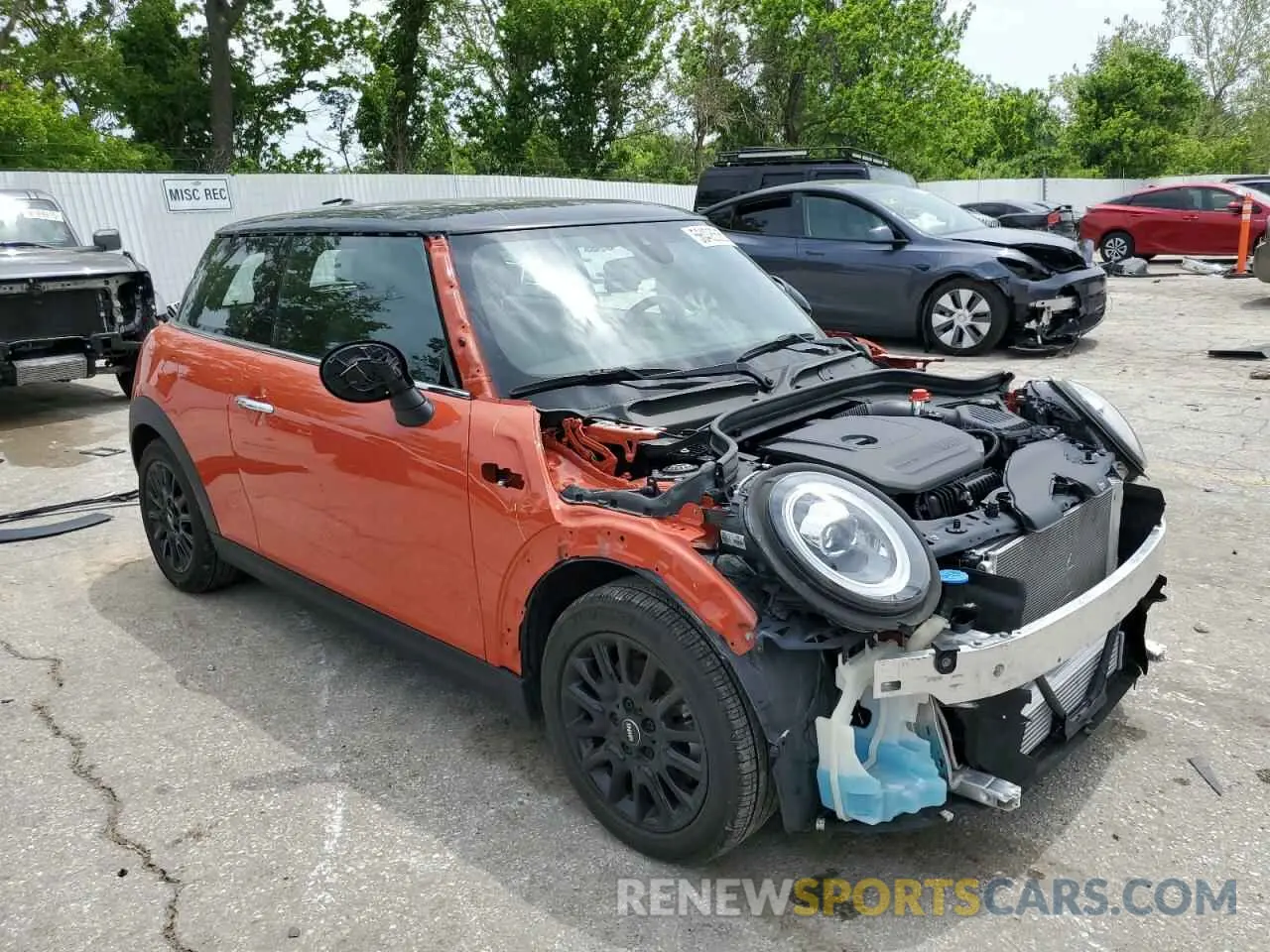 4 fotografías del automóvil dañado WMWXR3C03M2N94446 MINI COOPER 2021