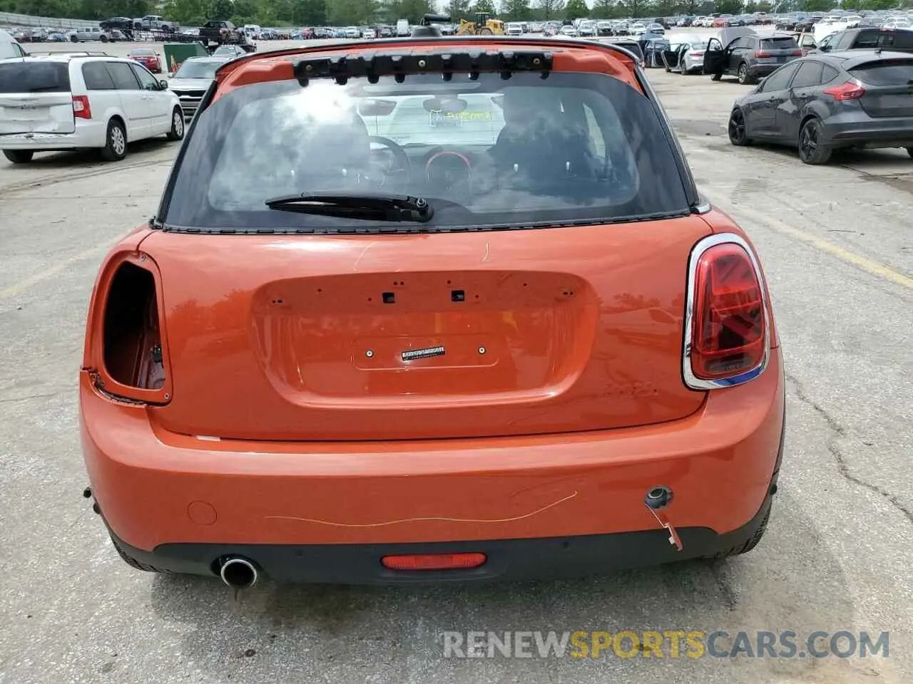6 fotografías del automóvil dañado WMWXR3C03M2N94446 MINI COOPER 2021
