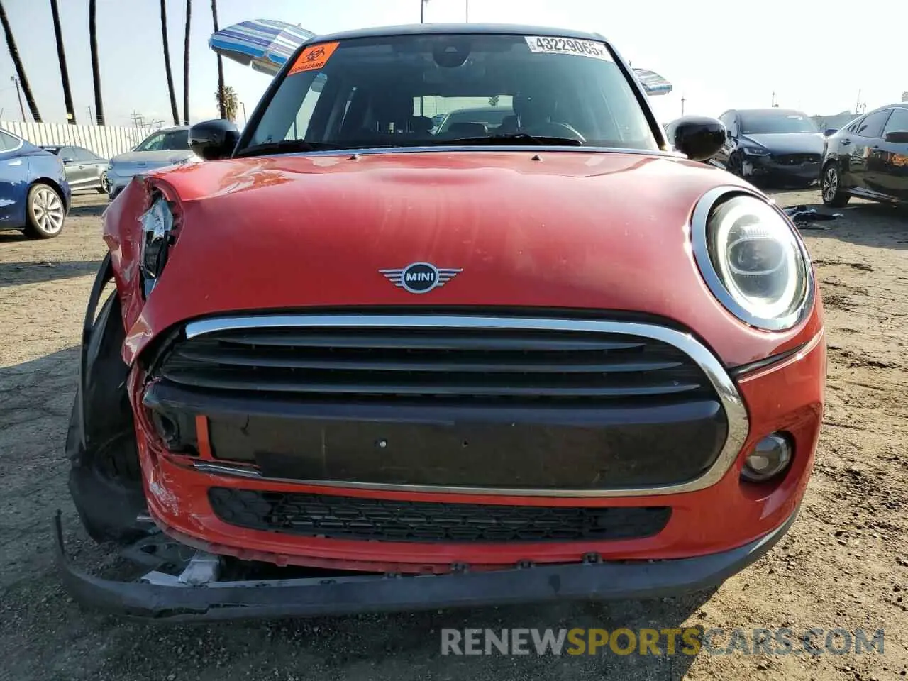 5 fotografías del automóvil dañado WMWXU7C04M2N56018 MINI COOPER 2021