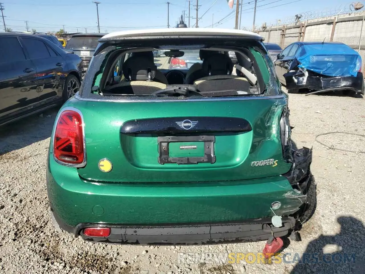 6 fotografías del automóvil dañado WMW13DJ01N2R00366 MINI COOPER 2022