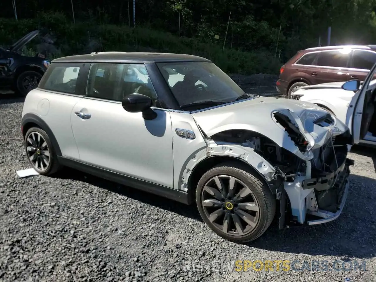 4 fotografías del automóvil dañado WMW13DJ02N2R93429 MINI COOPER 2022