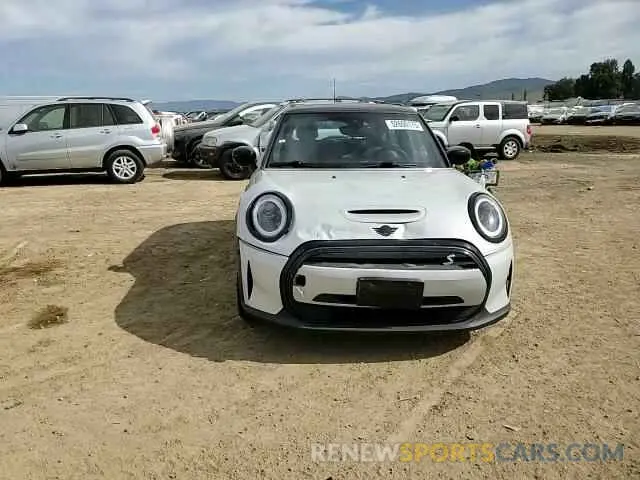 11 fotografías del automóvil dañado WMW13DJ07N2S11447 MINI COOPER 2022