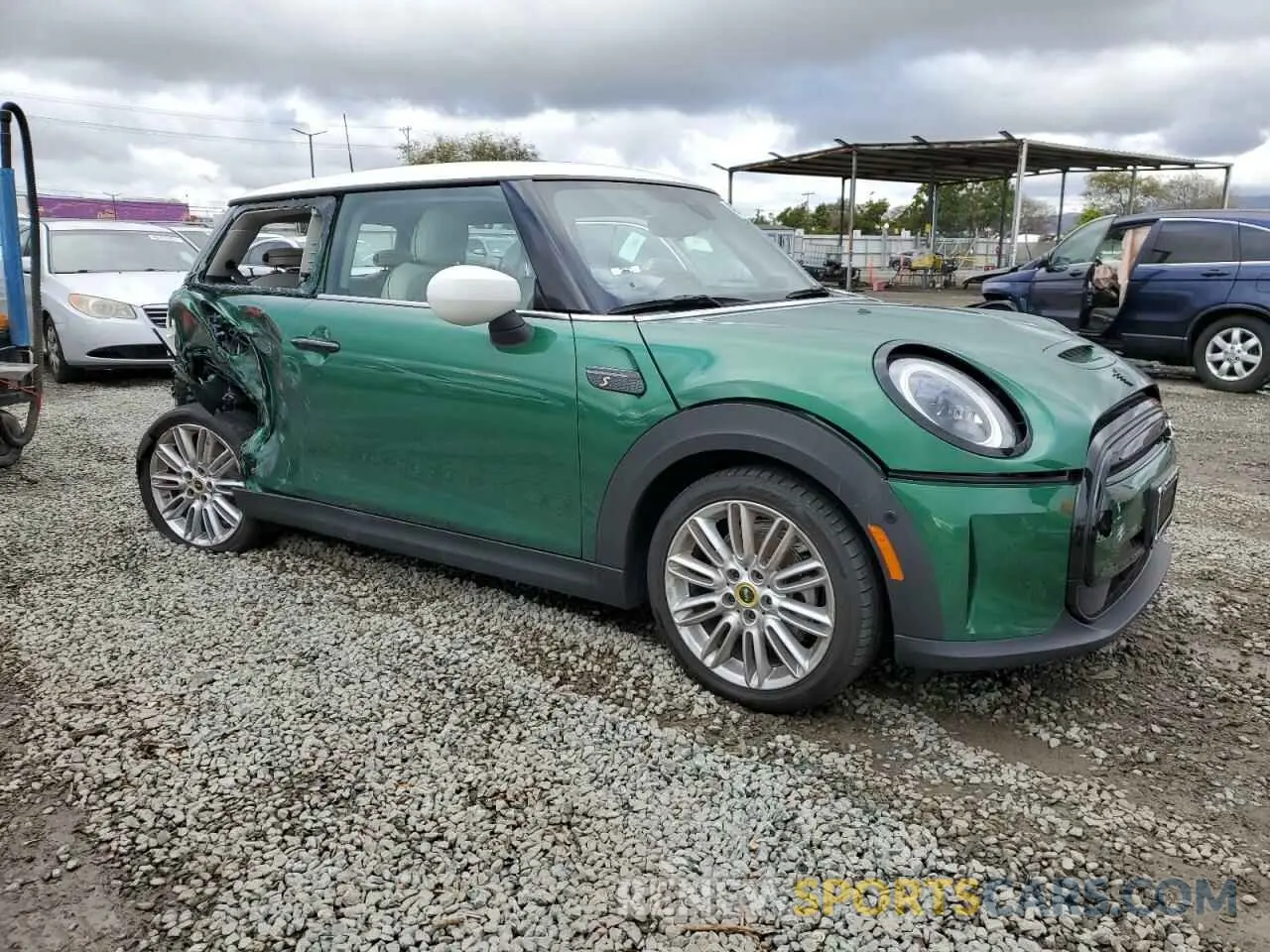 4 fotografías del automóvil dañado WMW13DJ01P2T55949 MINI COOPER 2023