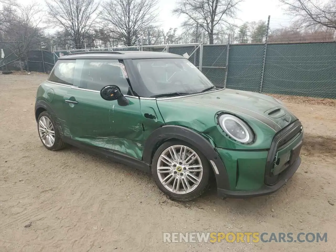 4 fotografías del automóvil dañado WMW13DJ07P2T83092 MINI COOPER 2023