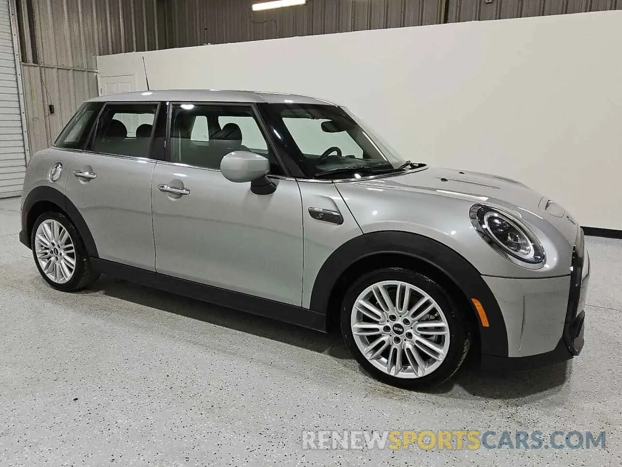 4 fotografías del automóvil dañado WMW53DK08R2V54158 MINI COOPER 2024