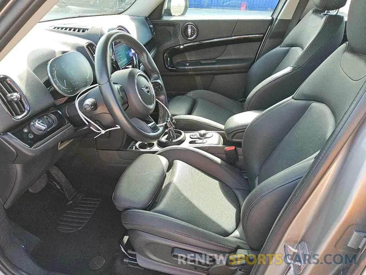 7 fotografías del automóvil dañado WMZ83BR06R3R77647 MINI COOPER 2024