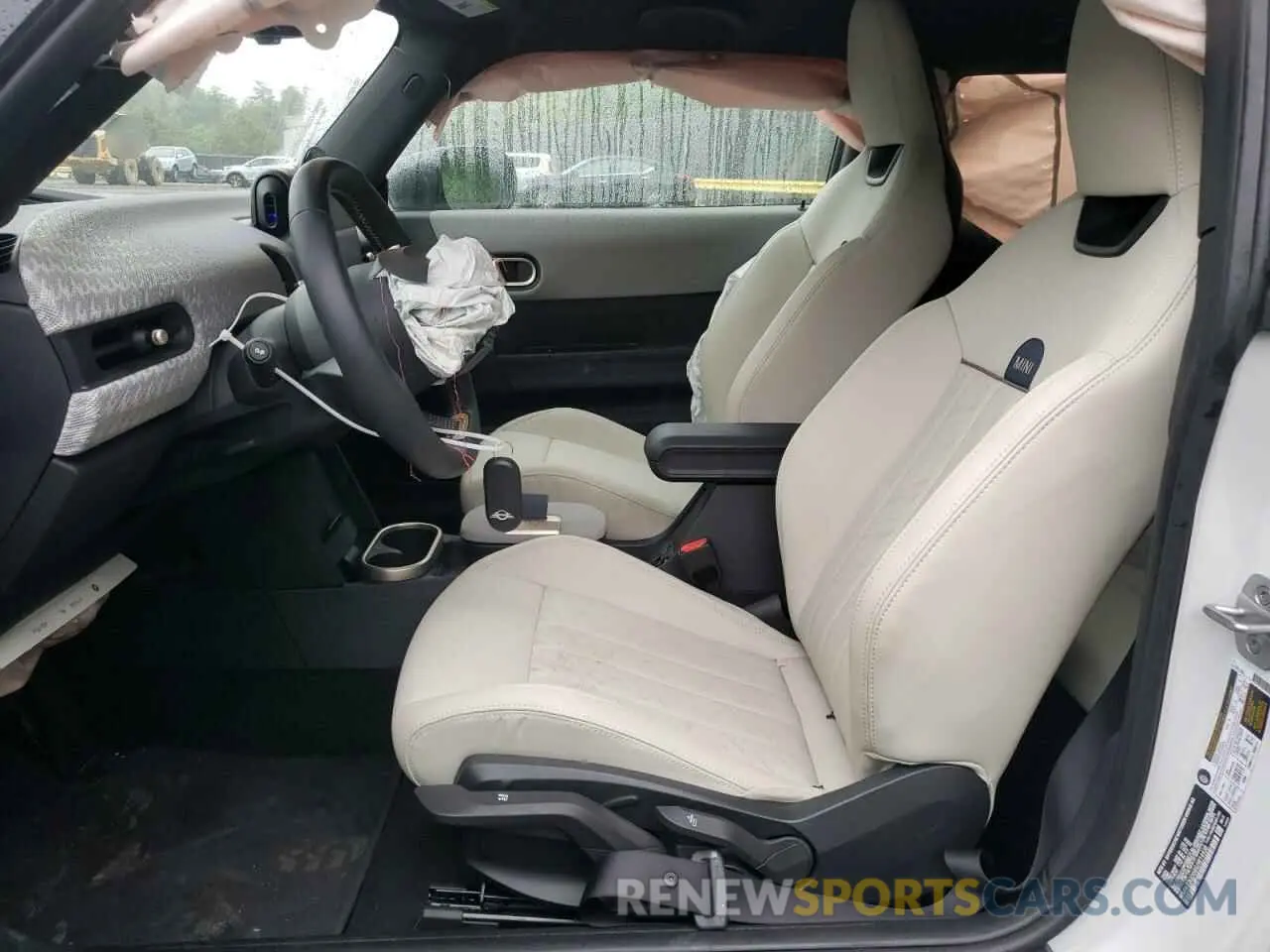 7 fotografías del automóvil dañado WMW23GD09S2W14438 MINI COOPER 2025