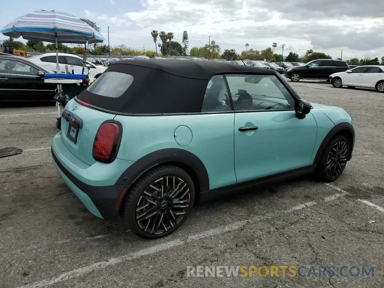 3 fotografías del automóvil dañado WMW23GX01S2W93776 MINI COOPER 2025