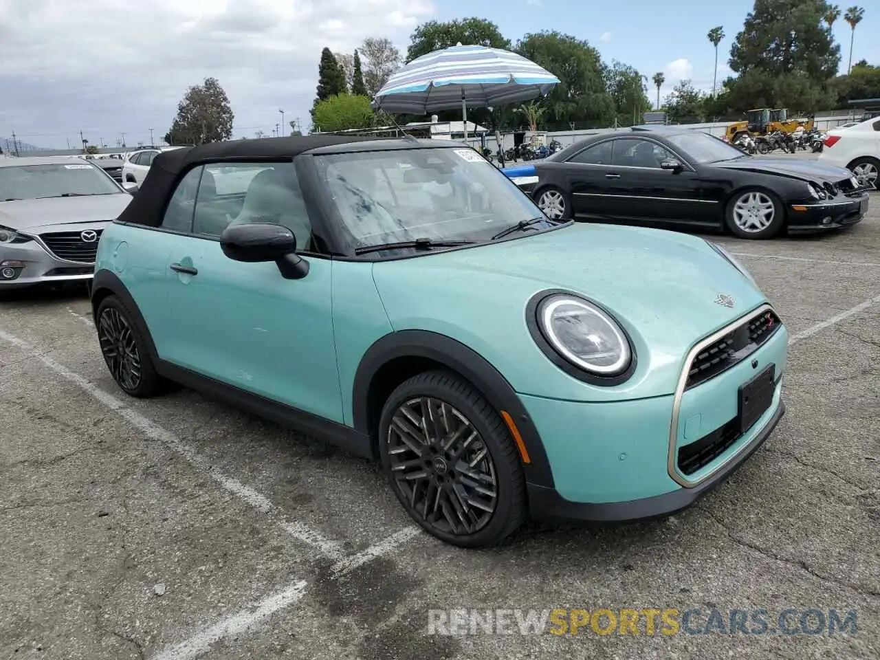 4 fotografías del automóvil dañado WMW23GX01S2W93776 MINI COOPER 2025