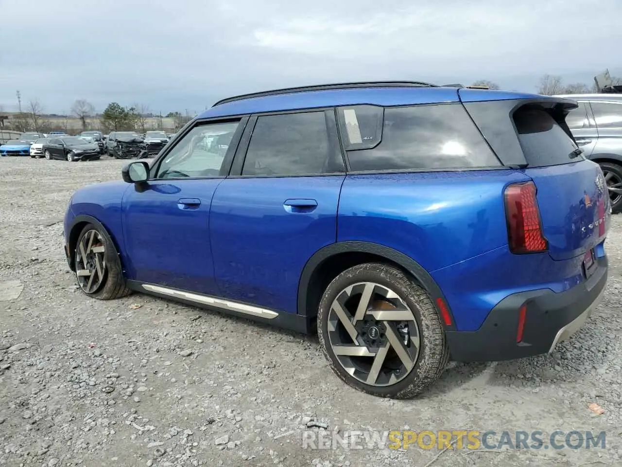 2 fotografías del automóvil dañado WMZ23GA00S7R21104 MINI COOPER 2025