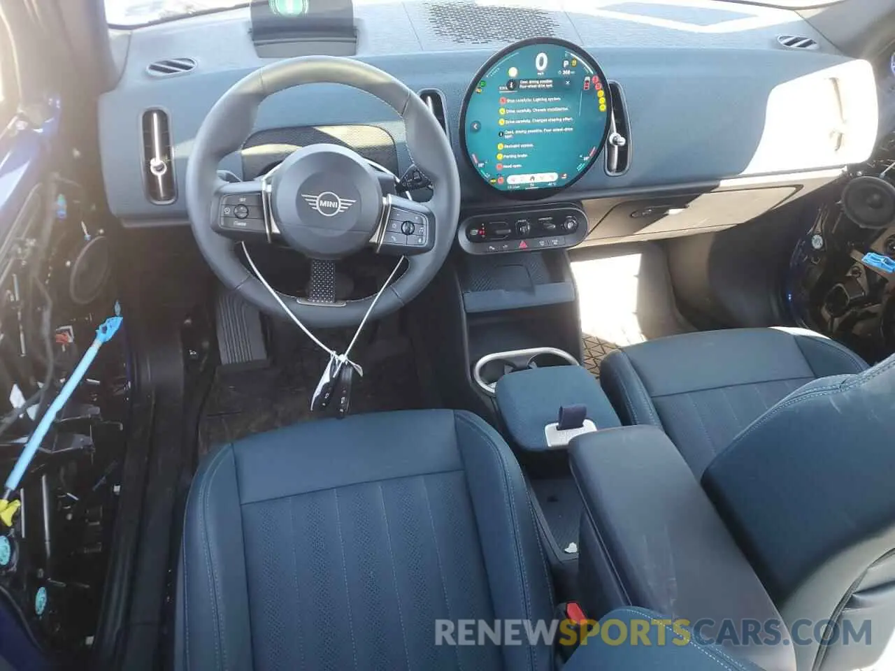 8 fotografías del automóvil dañado WMZ23GA02S7R13778 MINI COOPER 2025