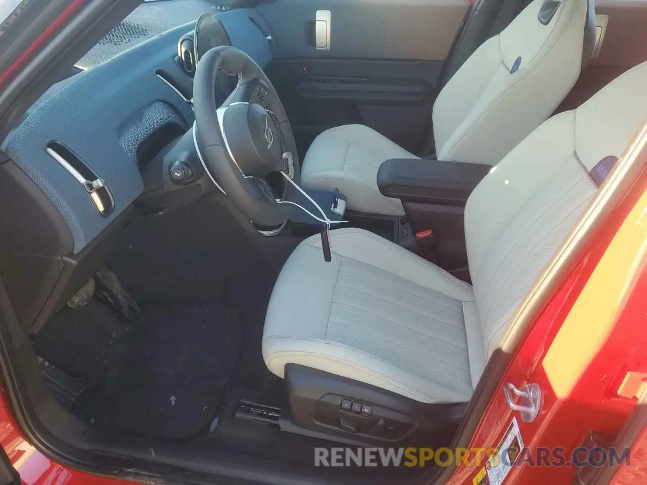 7 fotografías del automóvil dañado WMZ53GA02S7R46101 MINI COOPER 2025