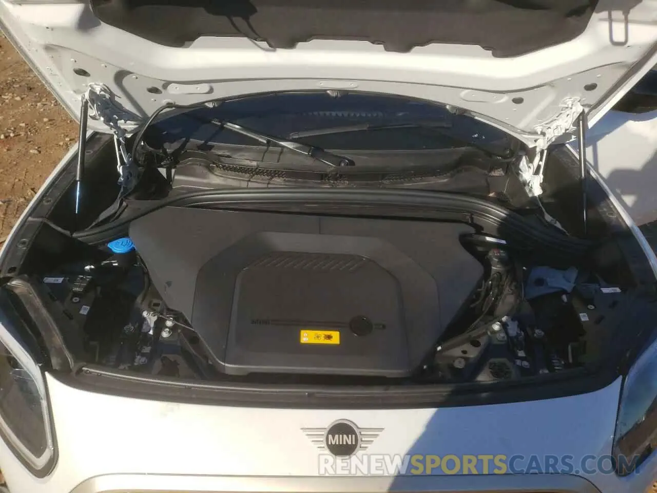 11 fotografías del automóvil dañado WMZ53GA04S7R56905 MINI COOPER 2025