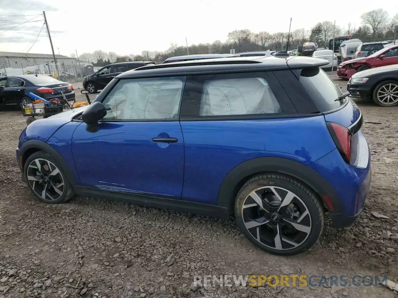 2 fotografías del automóvil dañado WMW13GD01S2W58185 MINI COOPER BAS 2025