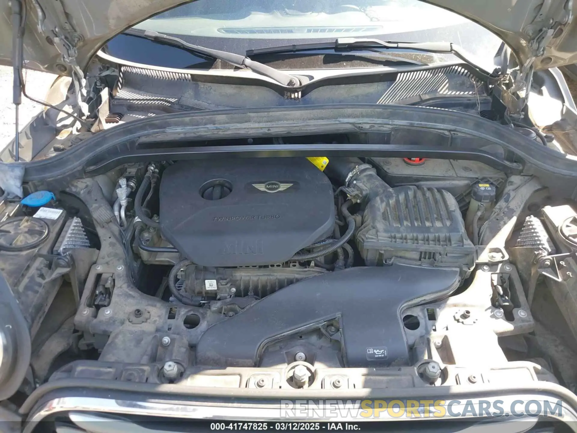 10 fotografías del automóvil dañado WMZYS7C51K3F44556 MINI COUNTRYMAN 2019