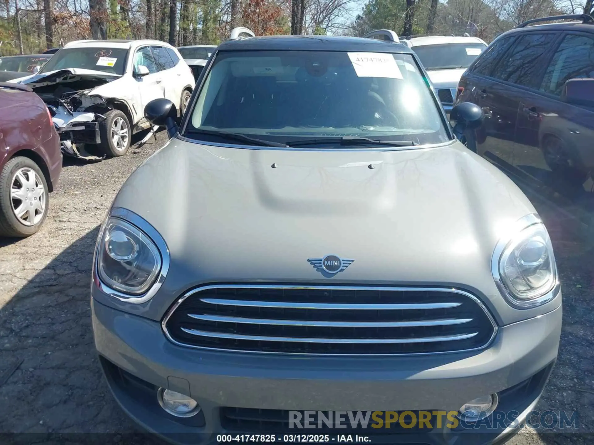 12 fotografías del automóvil dañado WMZYS7C51K3F44556 MINI COUNTRYMAN 2019