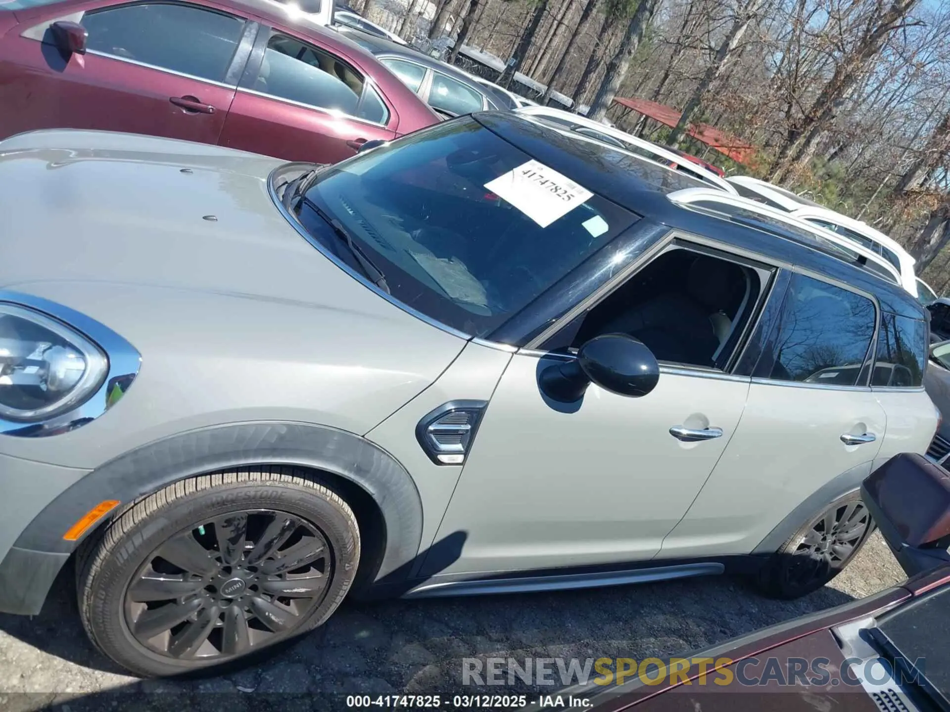 14 fotografías del automóvil dañado WMZYS7C51K3F44556 MINI COUNTRYMAN 2019