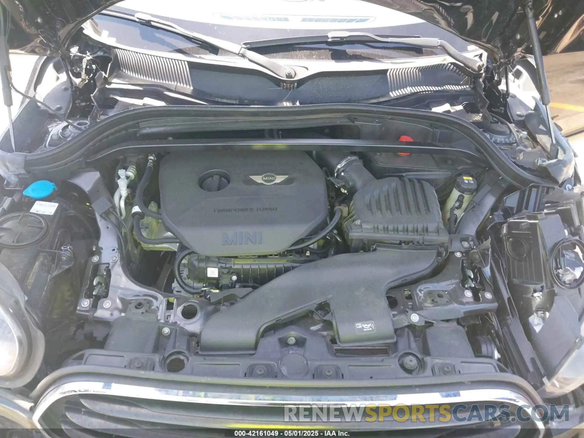 10 fotografías del automóvil dañado WMZYS7C57K3F46747 MINI COUNTRYMAN 2019