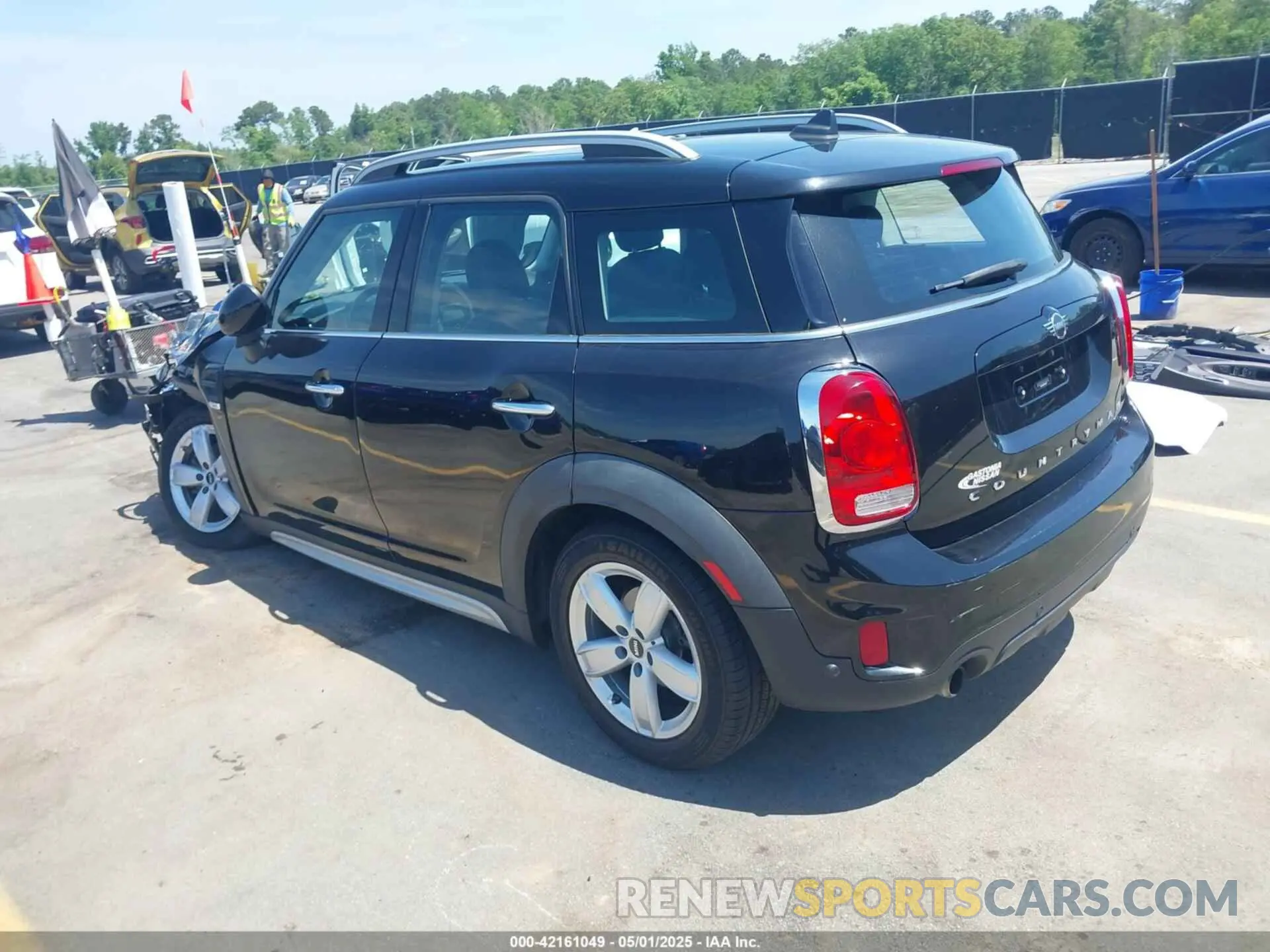 3 fotografías del automóvil dañado WMZYS7C57K3F46747 MINI COUNTRYMAN 2019