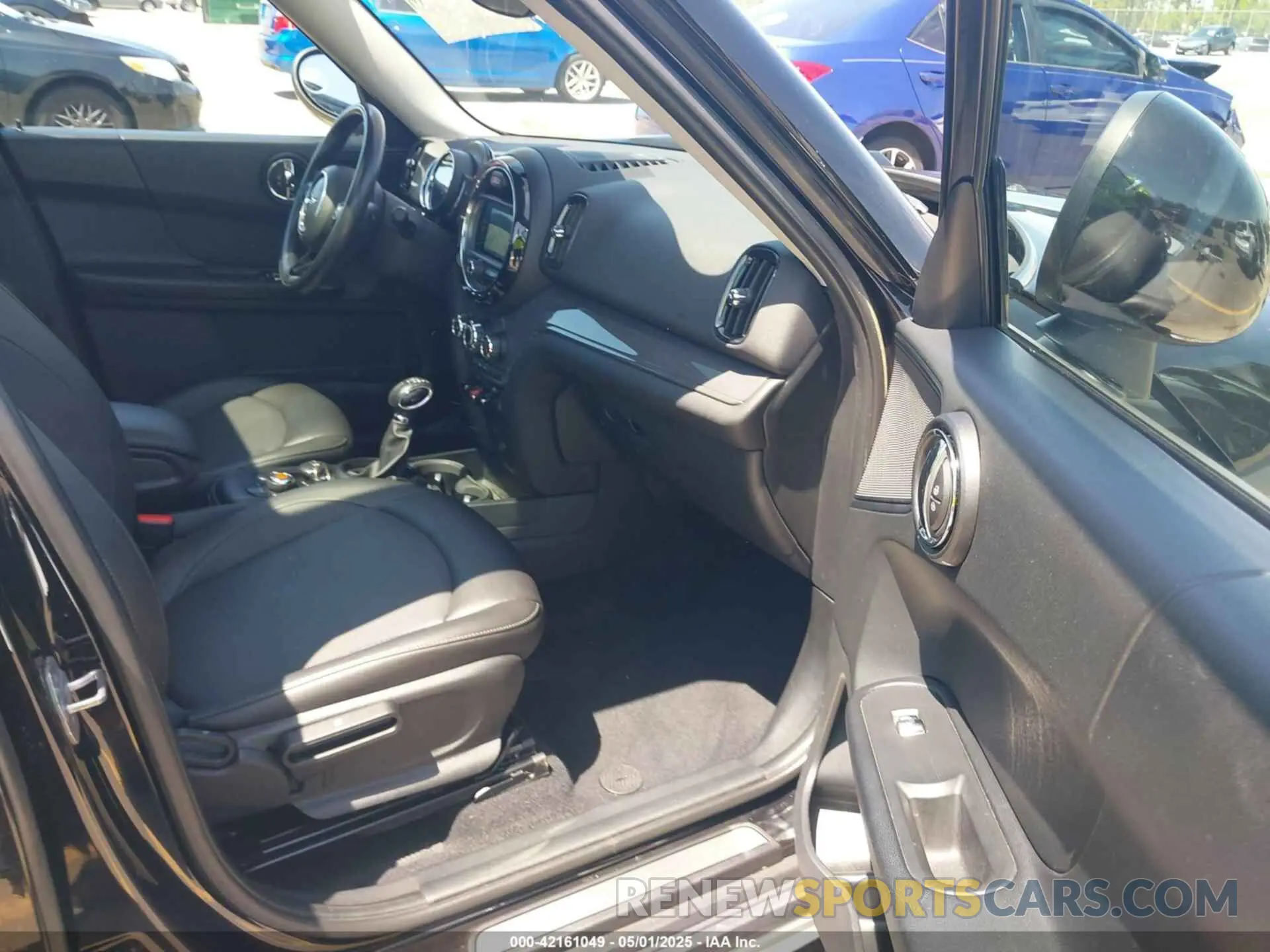 5 fotografías del automóvil dañado WMZYS7C57K3F46747 MINI COUNTRYMAN 2019