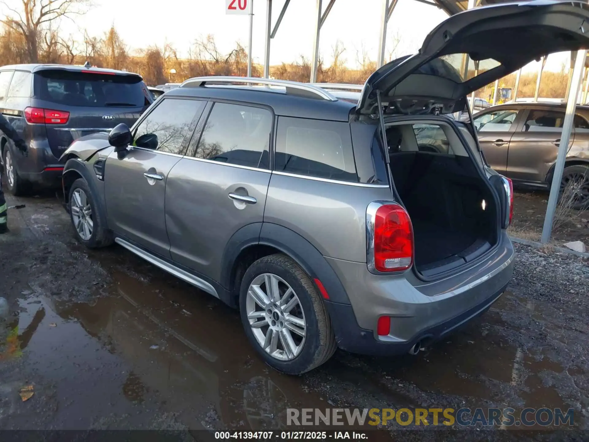 3 fotografías del automóvil dañado WMZYS7C58K3F47079 MINI COUNTRYMAN 2019