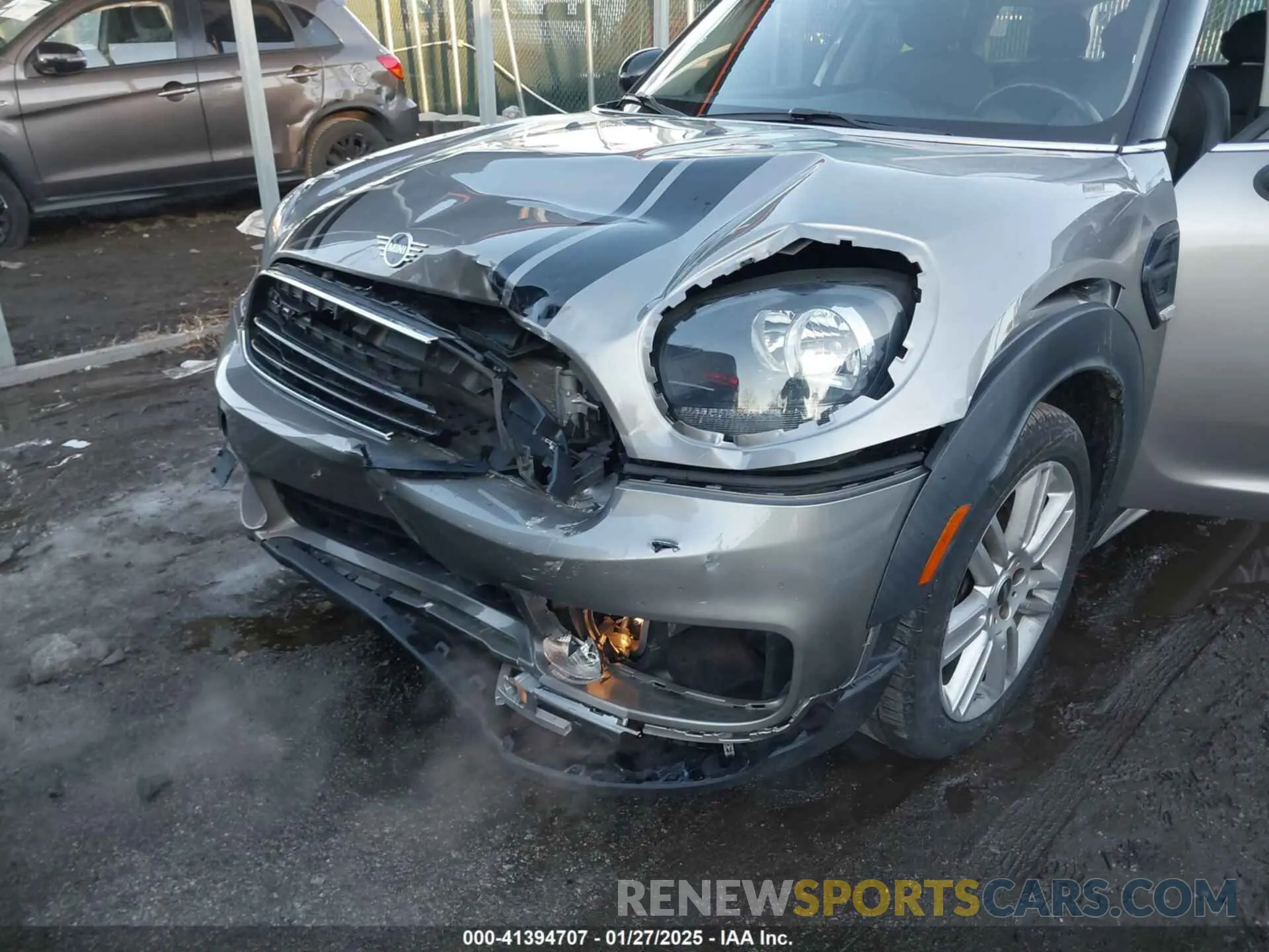 6 fotografías del automóvil dañado WMZYS7C58K3F47079 MINI COUNTRYMAN 2019