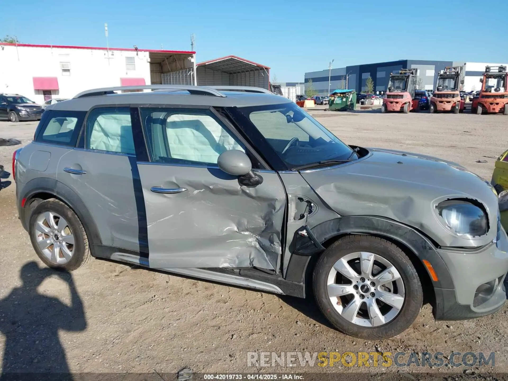 6 fotografías del automóvil dañado WMZYS7C5XK3F45978 MINI COUNTRYMAN 2019
