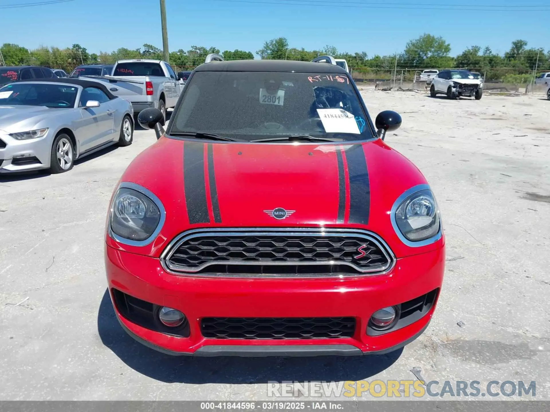 12 fotografías del automóvil dañado WMZYT3C55K3E97750 MINI COUNTRYMAN 2019