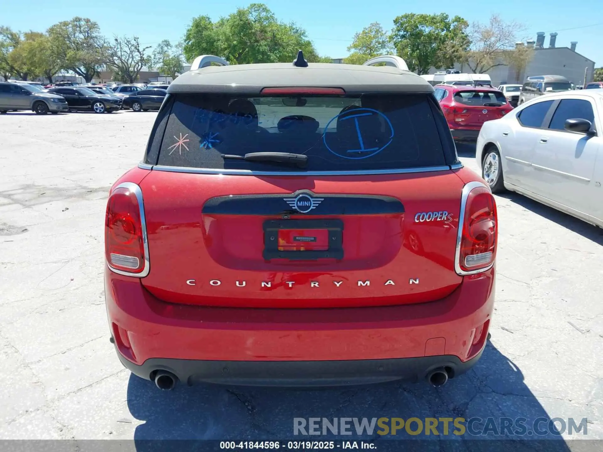 16 fotografías del automóvil dañado WMZYT3C55K3E97750 MINI COUNTRYMAN 2019