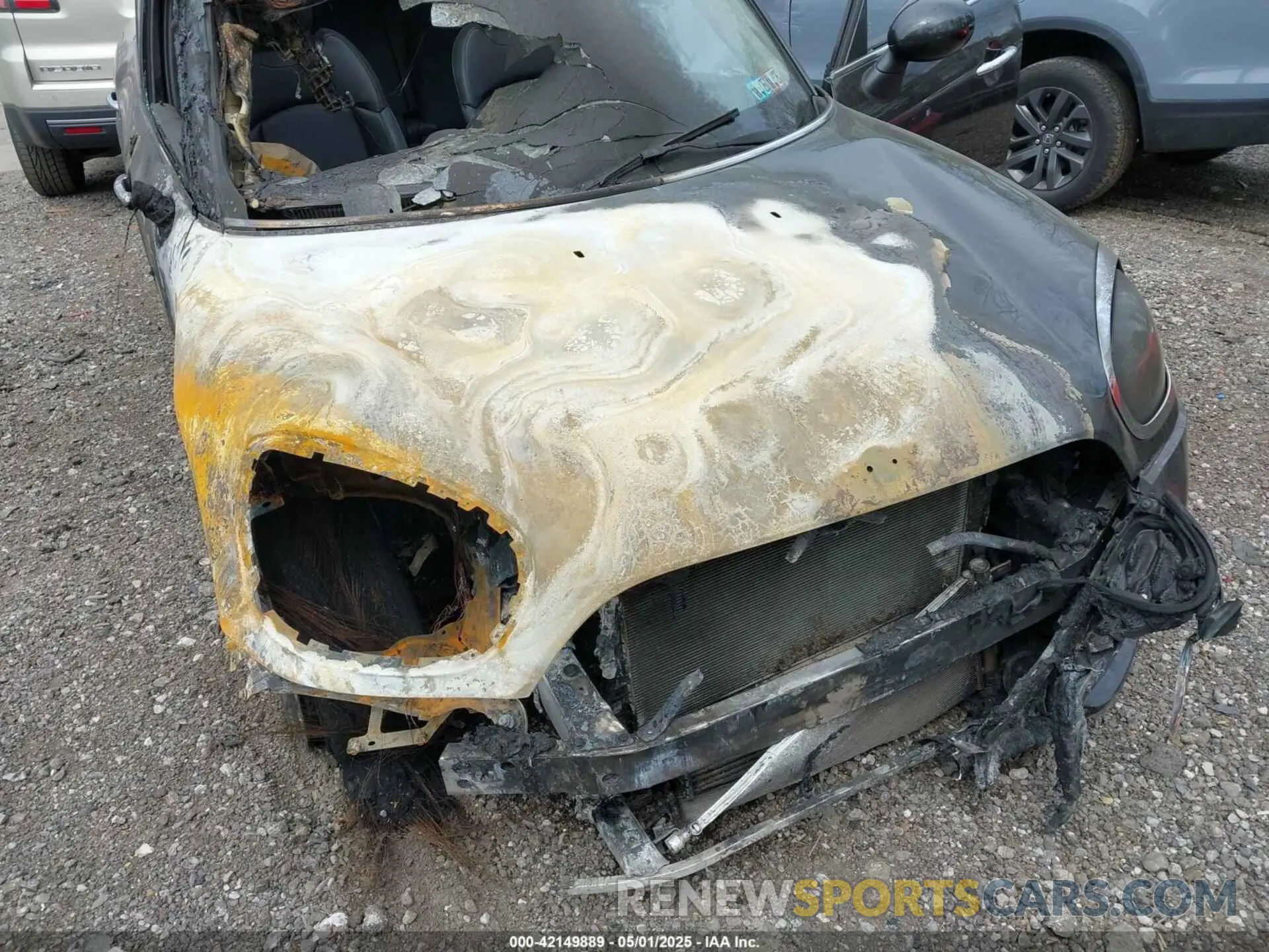 6 fotografías del automóvil dañado WMZYT5C59K3E64682 MINI COUNTRYMAN 2019